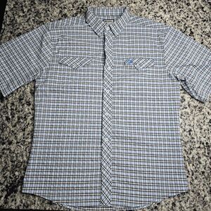 Mojo Fishing Men's Large Blue Plaid Vented Short Sleeve Button Up Shirt